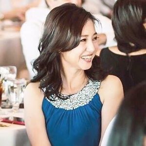 Meet your Posher, Elaine